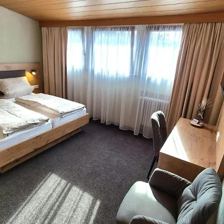 Kniebis-stuben Hotel *